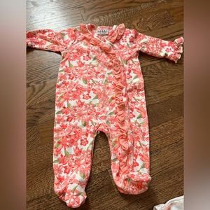 Nicole Miller footies in excellent condition